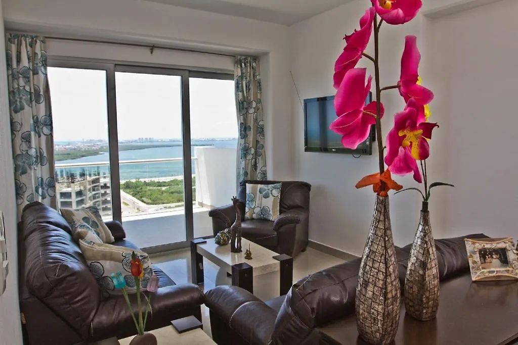 Hotel Barcelona Tower Suites Cancun